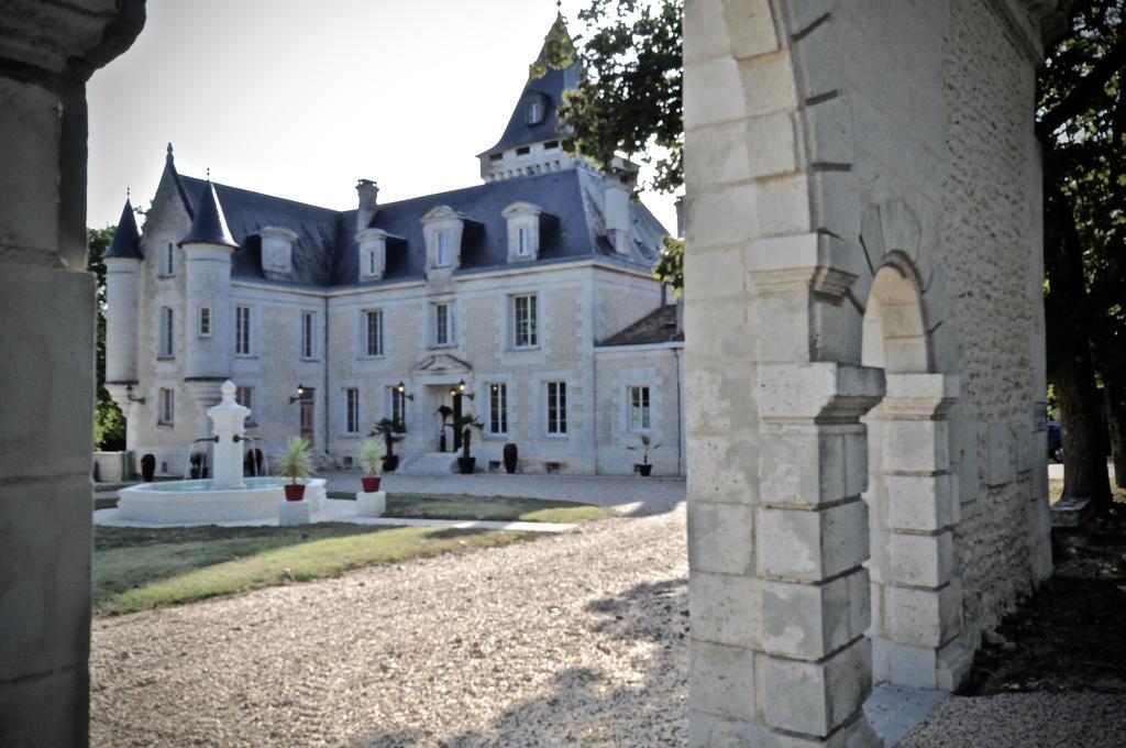 Chateau De Bellevue B&B Et Appartements Avec Piscine Saisonal Chauffee Et Chambres Partout Climatisees Saint-Avit  Buitenkant foto